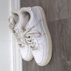 Air Force Ones With Silver On Shoe Strings